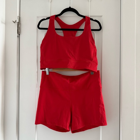 H&M red sports bra and spandex shorts workout set - size XL NWOT - Picture 5 of 5